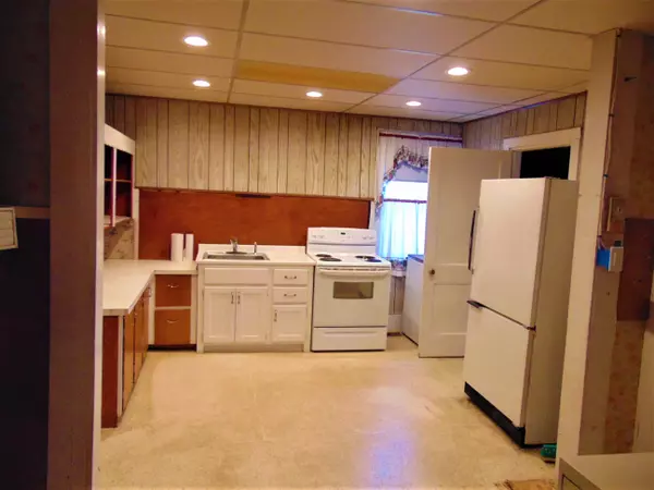 Richmond, ME 04357,1 Tallman ST