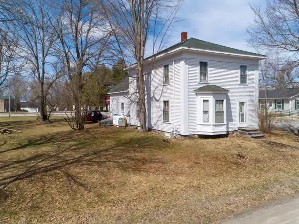 Princeton, ME 04668,18 Depot ST