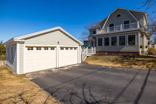 South Portland, ME 04106,83 Parrott ST