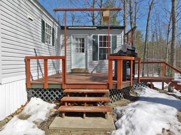 24 Moose Ridge RD, New Gloucester, ME 04260