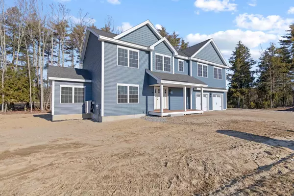 25 Sancho DR, Saco, ME 04072