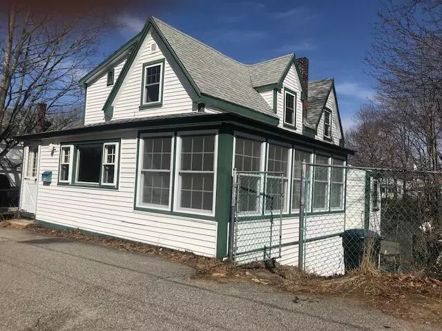 32 Wesley AVE, Old Orchard Beach, ME 04064