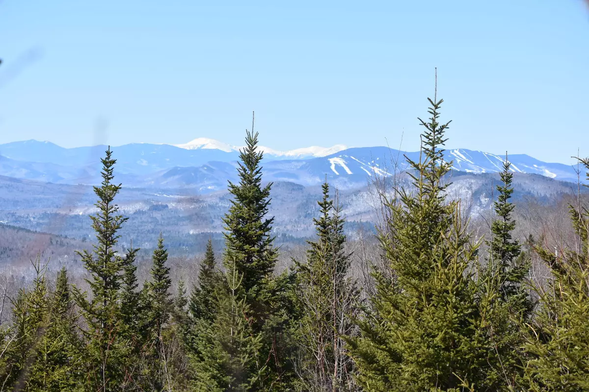 Rumford, ME 04276,336 Moose LN