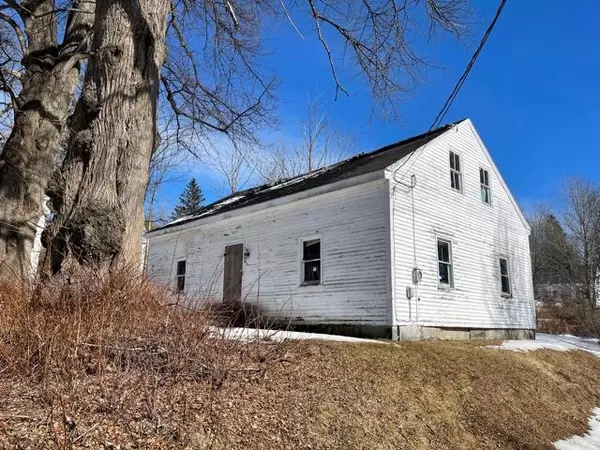 62 Green ST, Thomaston, ME 04861