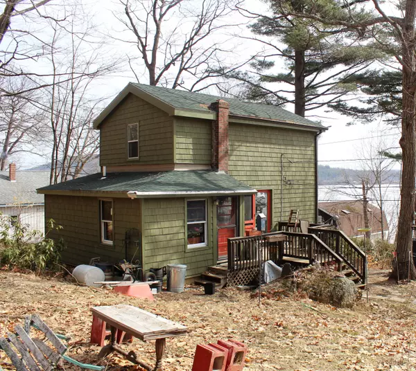 86 Shore DR, Sabattus, ME 04280