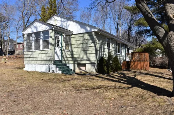 South Portland, ME 04106,61 Sunset AVE