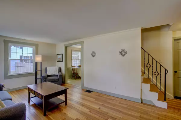 Brunswick, ME 04011,36 Hawthorne ST