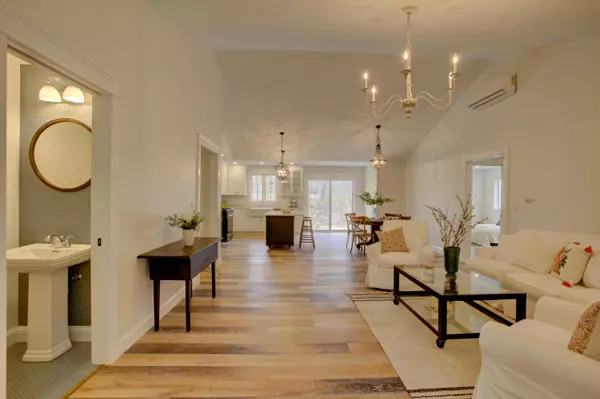 North Yarmouth, ME 04097,697 Sligo RD