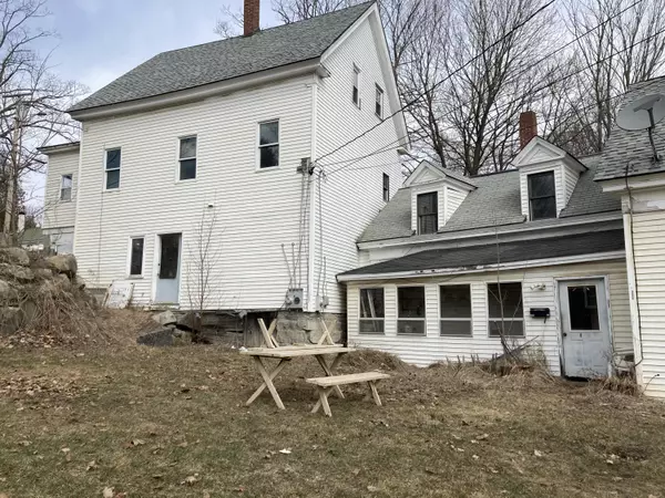 82 Church ST, Oakland, ME 04963