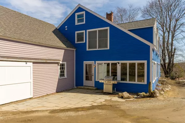 Waldoboro, ME 04572,299 Bremen RD