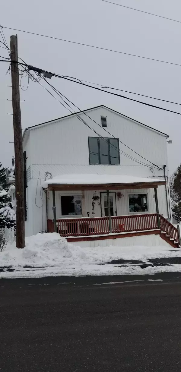 Madawaska, ME 04756,131/134 13th&14th AVE