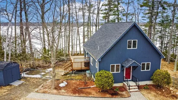 95 Morning Glory LN, Sidney, ME 04330