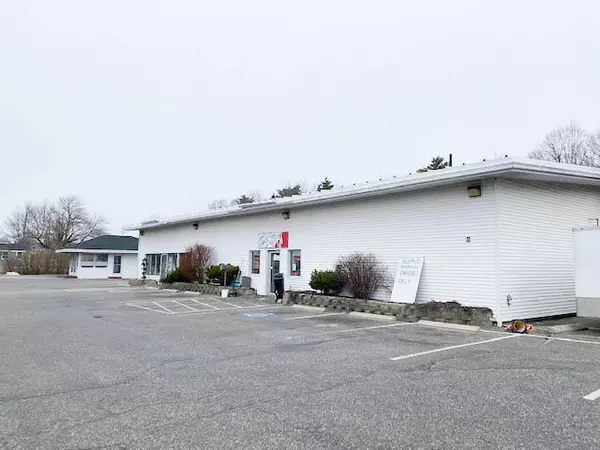 Brunswick, ME 04011,107-109 Bath RD