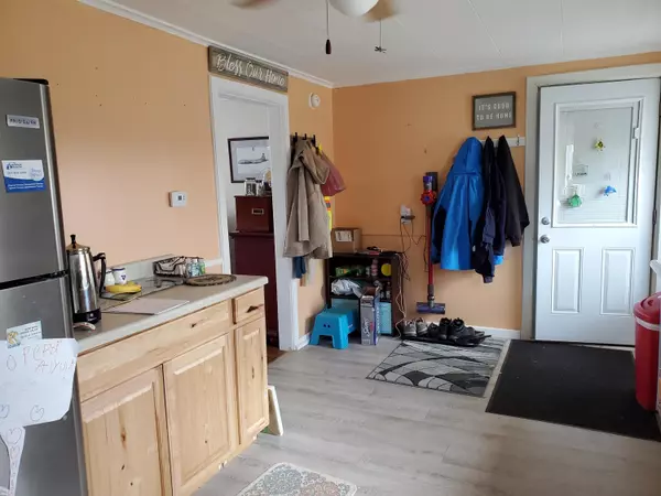 Dixfield, ME 04224,25 Highland AVE