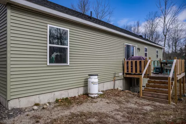 Orland, ME 04472,77 Cedar Swamp RD