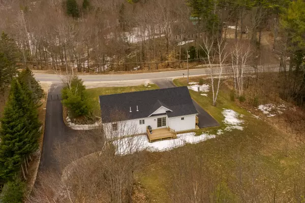 New Gloucester, ME 04260,19 Outlet RD