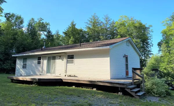 Lowell, ME 04493,63 Webb Cove DR