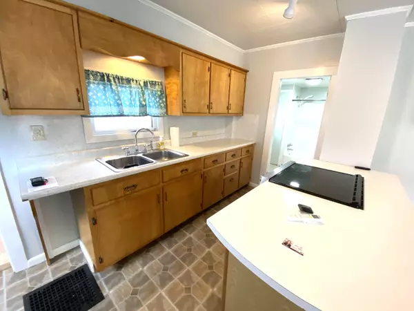 Old Town, ME 04468,189 Oak ST