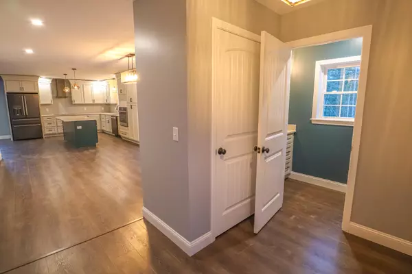 Hermon, ME 04401,70 Nye LN