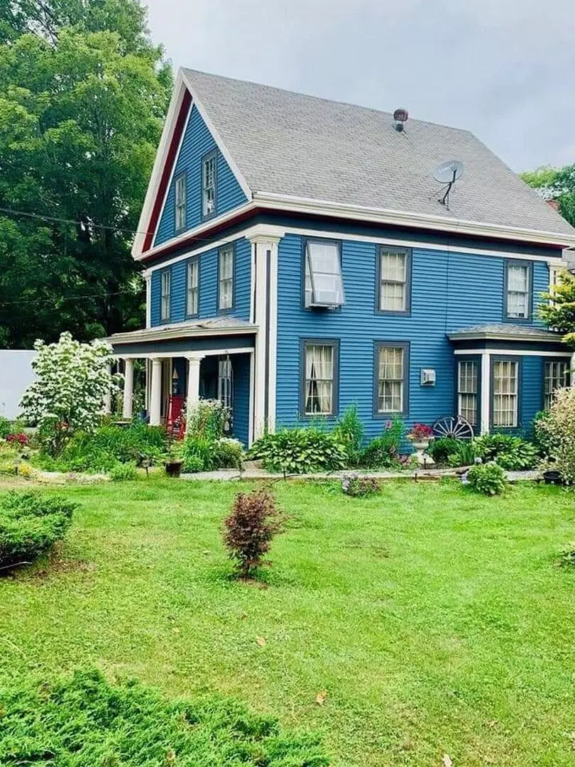 Richmond, ME 04357,146 Pleasant ST