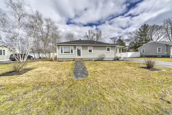 22 Joe AVE, Winslow, ME 04901