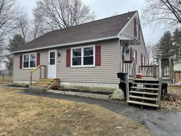 34 Summit ST, Fairfield, ME 04937