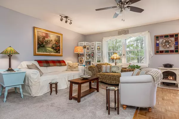 Freeport, ME 04032,17 Somerset #A17