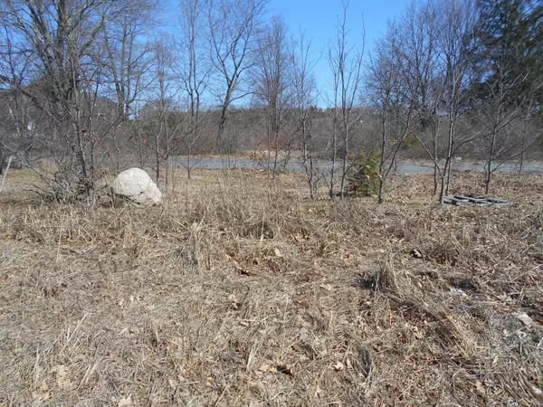 Saco, ME 04072,1031 Portland RD