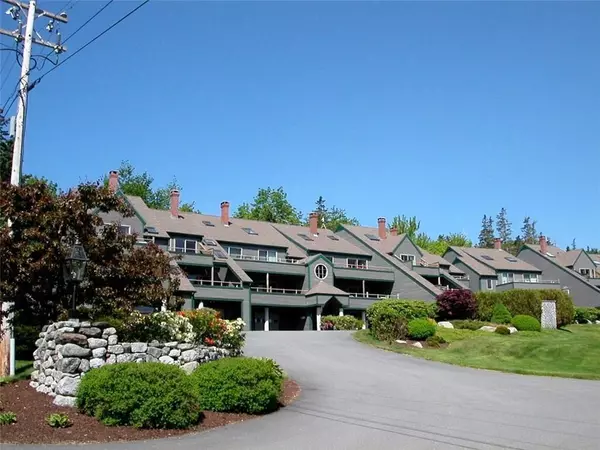 10 Robinson LN #18, Southwest Harbor, ME 04679