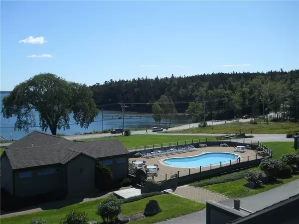 Southwest Harbor, ME 04679,10 Robinson LN #18