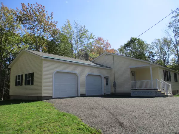 South Thomaston, ME 04858,19 Punkin Hill RD