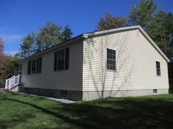 South Thomaston, ME 04858,19 Punkin Hill RD