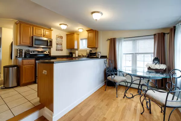 Saco, ME 04072,221 North ST