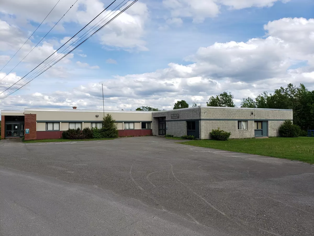 Monticello, ME 04760,36 School ST