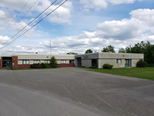 36 School ST, Monticello, ME 04760