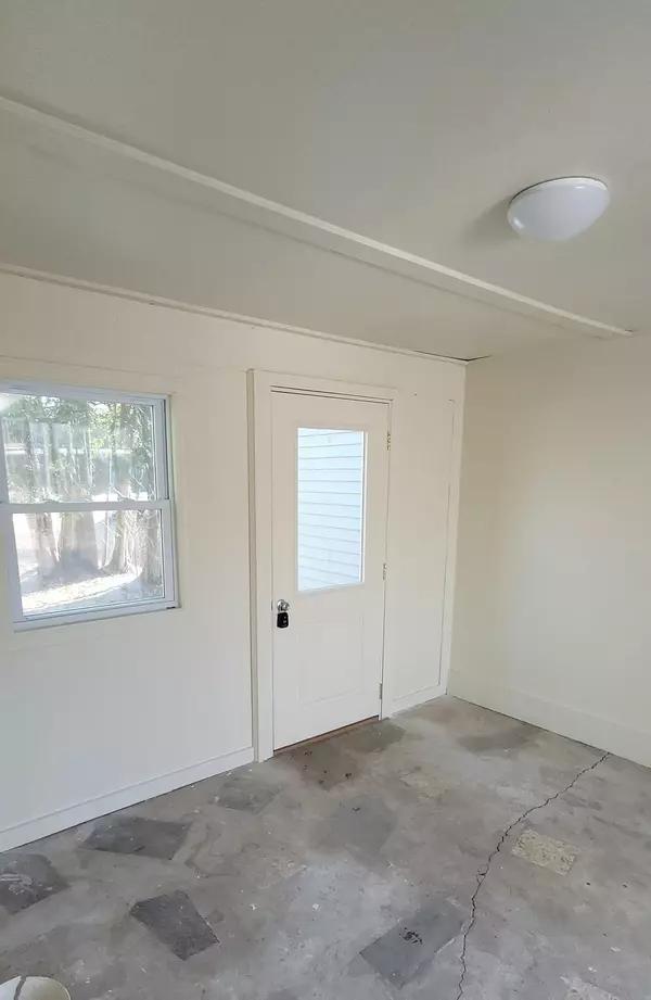 Sidney, ME 04330,1649 Pond RD