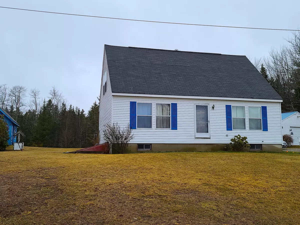 Stockton Springs, ME 04981,20 Damon RD