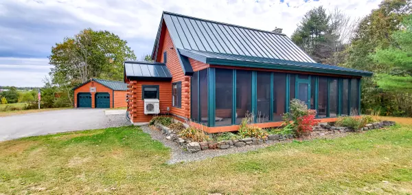 Sidney, ME 04330,45 Sadler DR