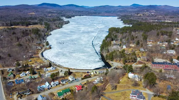 Wilton, ME 04294,61 Main ST