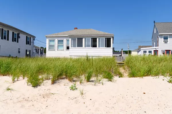 Old Orchard Beach, ME 04064,12 Wavelet ST