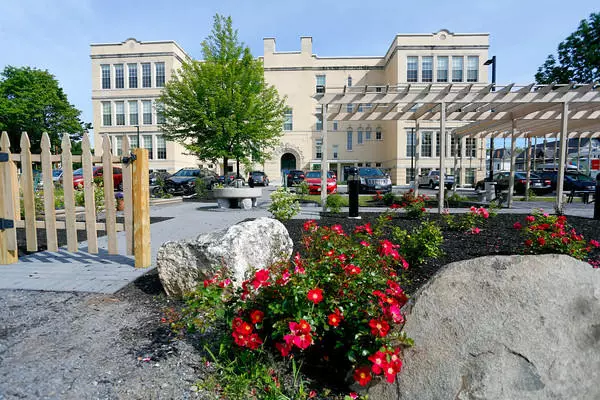 172 Falmouth ST #303, Portland, ME 04102