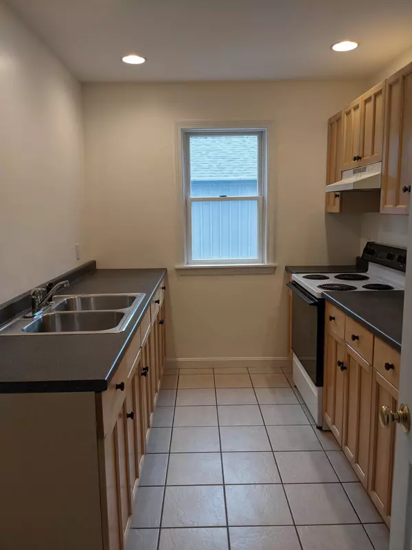 131A Ledgelawn AVE #2, Bar Harbor, ME 04609