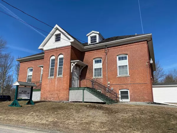 Whitefield, ME 04353,299 Grand Army RD