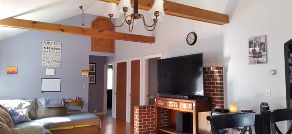 Oakland, ME 04963,68 Old Waterville RD