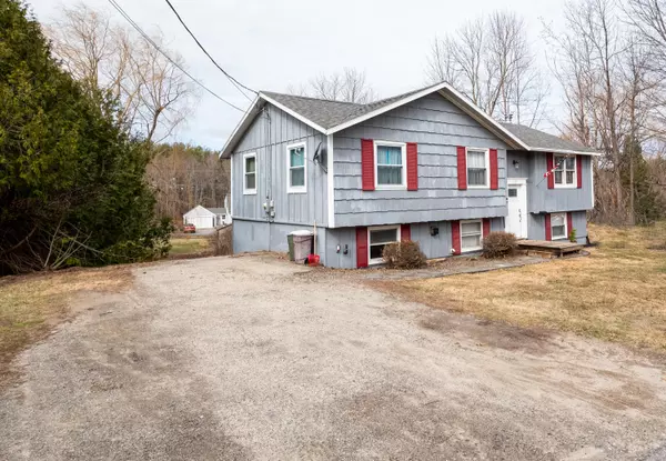 57 West ST, Gardiner, ME 04345
