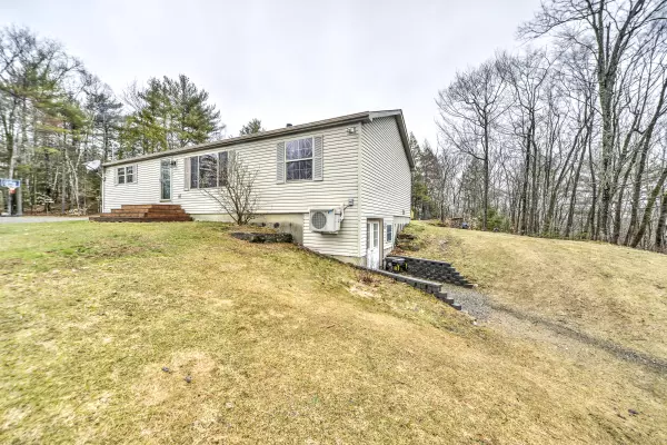 Whitefield, ME 04353,84 Marine LN