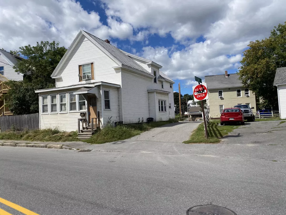 Waterville, ME 04901,61 Water ST