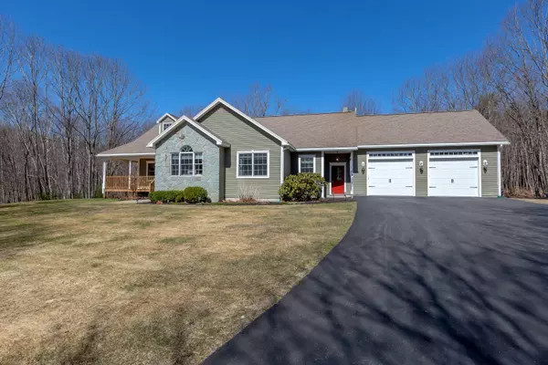 117 Clover LN, Turner, ME 04282