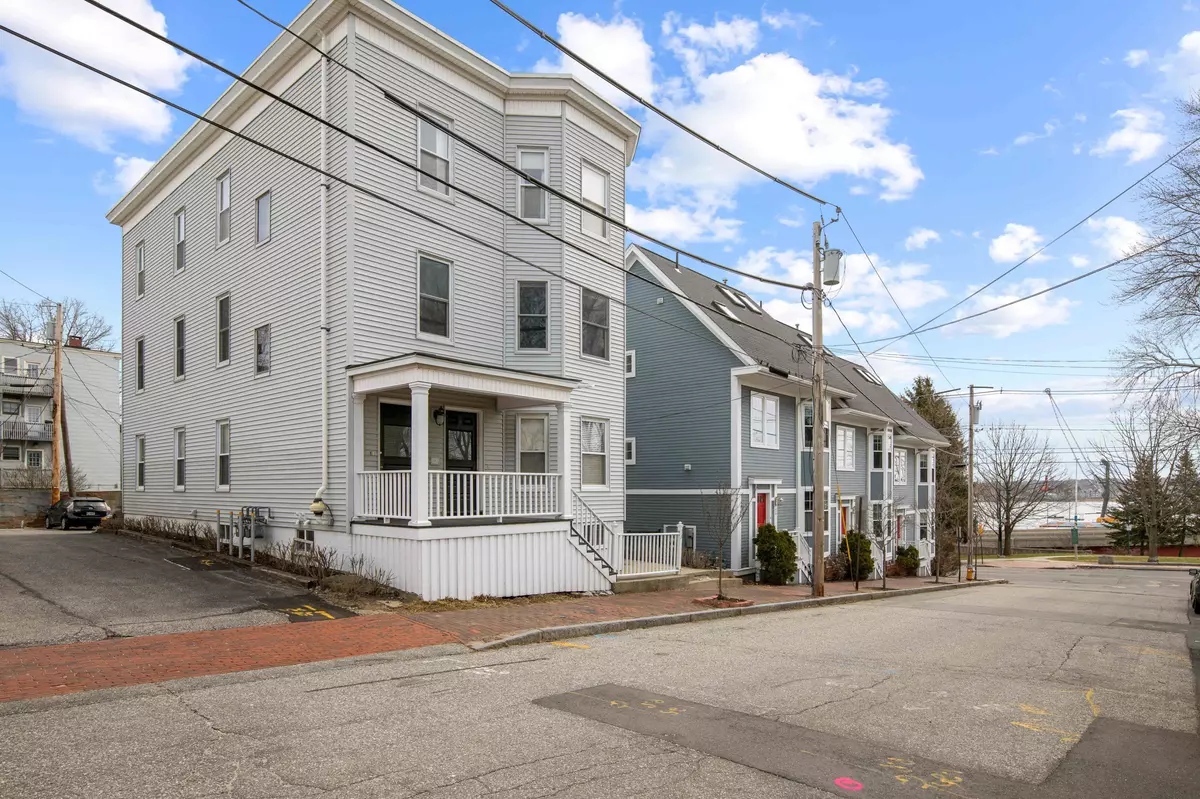 Portland, ME 04102,33 Tyng ST #3