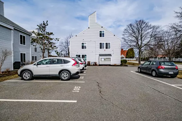 South Portland, ME 04106,18 Ocean ST #105